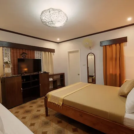 Villa Khadine Grand Vista Resort Coron Exterior photo