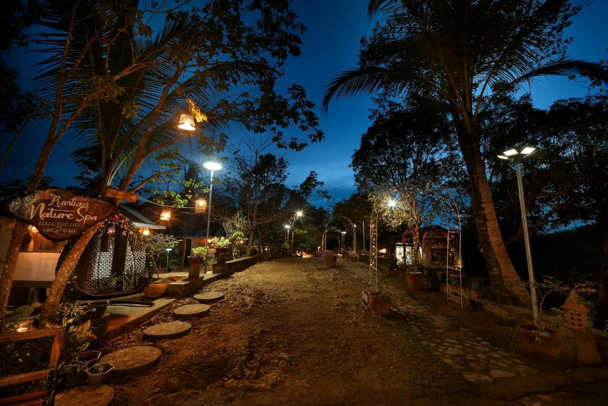 Resort Khadine Grand Vista Coron