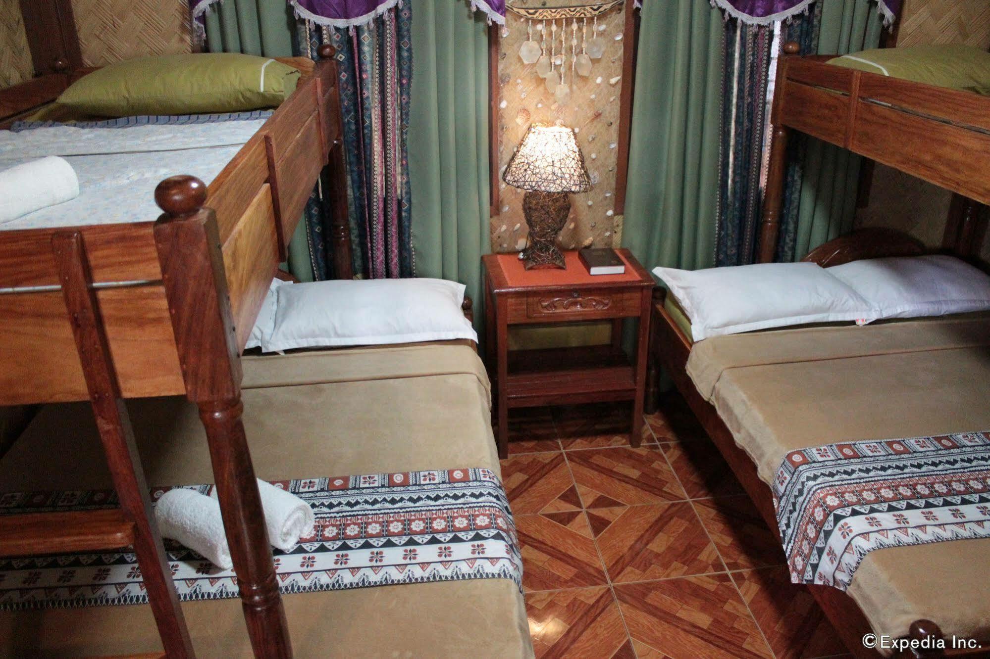 Khadine Grand Vista Coron