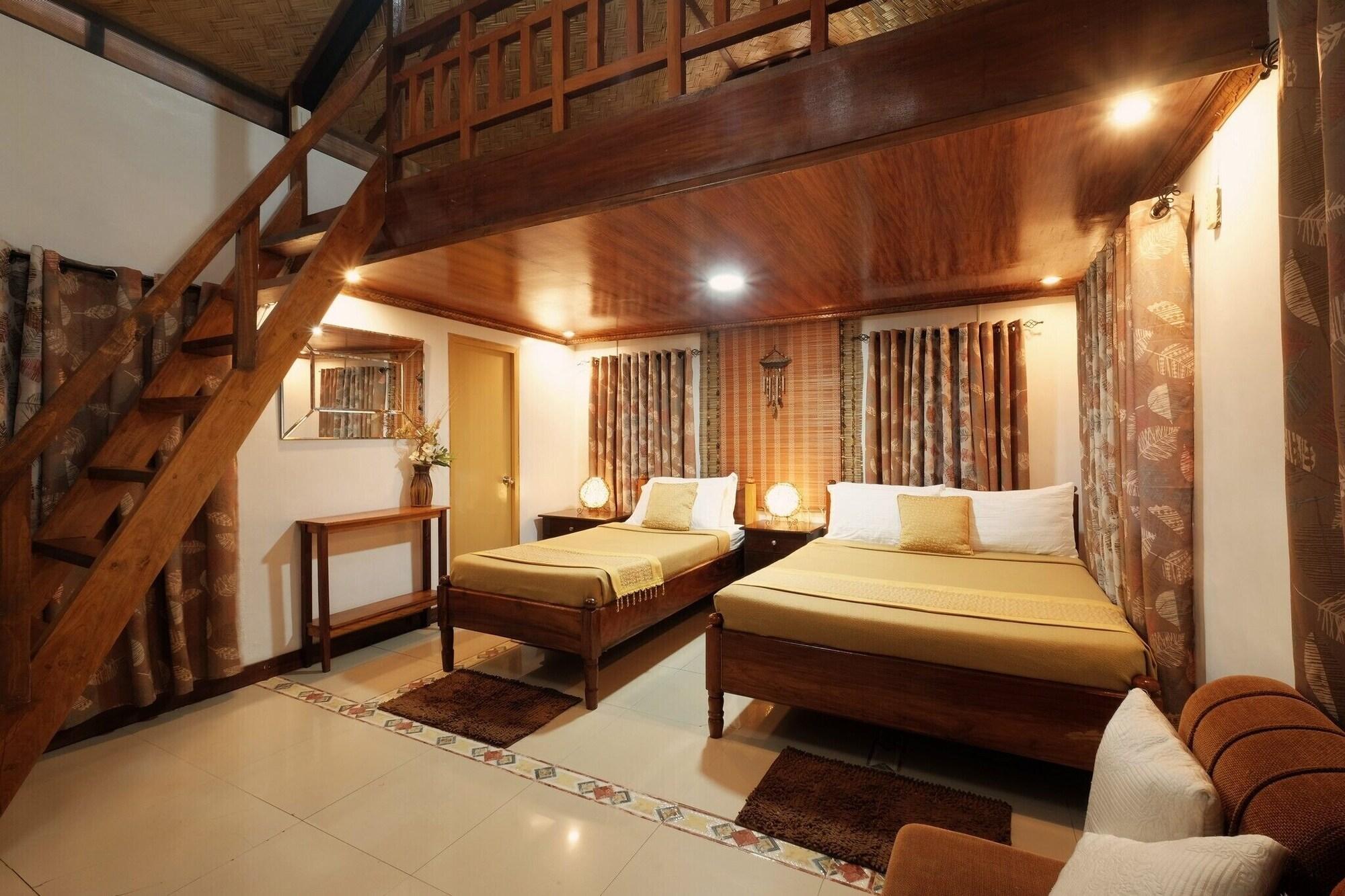 Khadine Grand Vista Coron