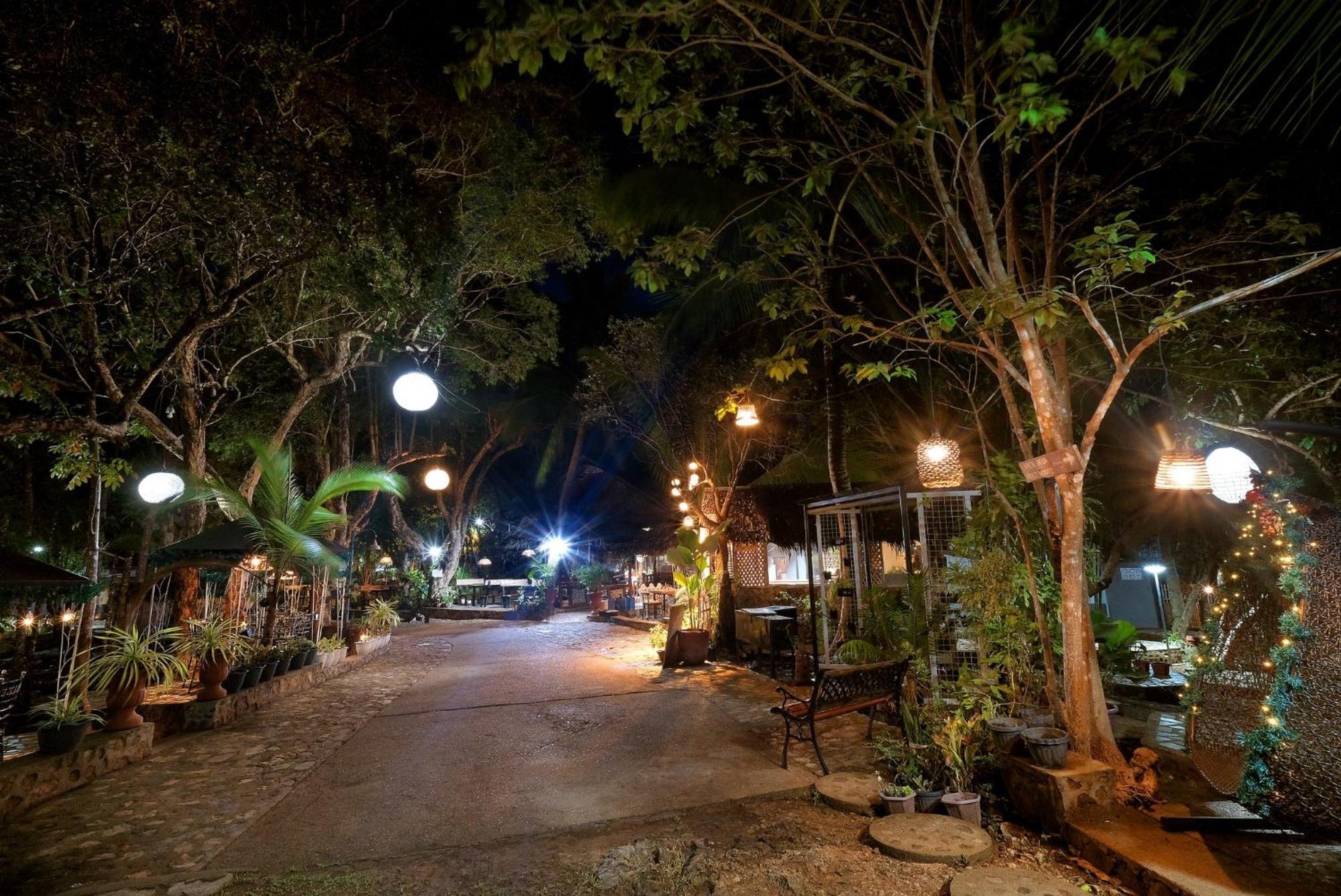 Khadine Grand Vista 3*